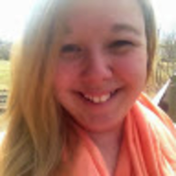 Meet your Posher, Dani - Picture 1 of 1